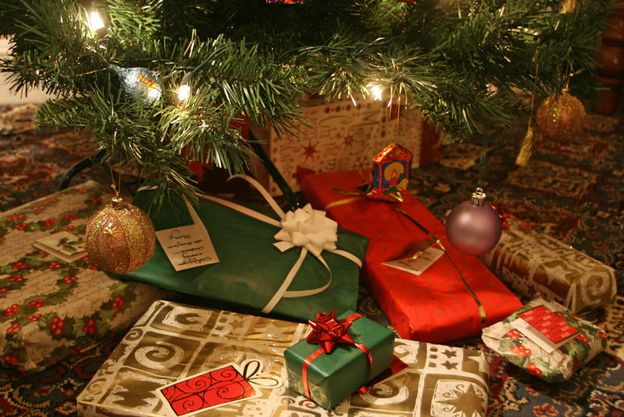 christmas, holidays, presents, tree, stocking stuffers, gift, gift ideas